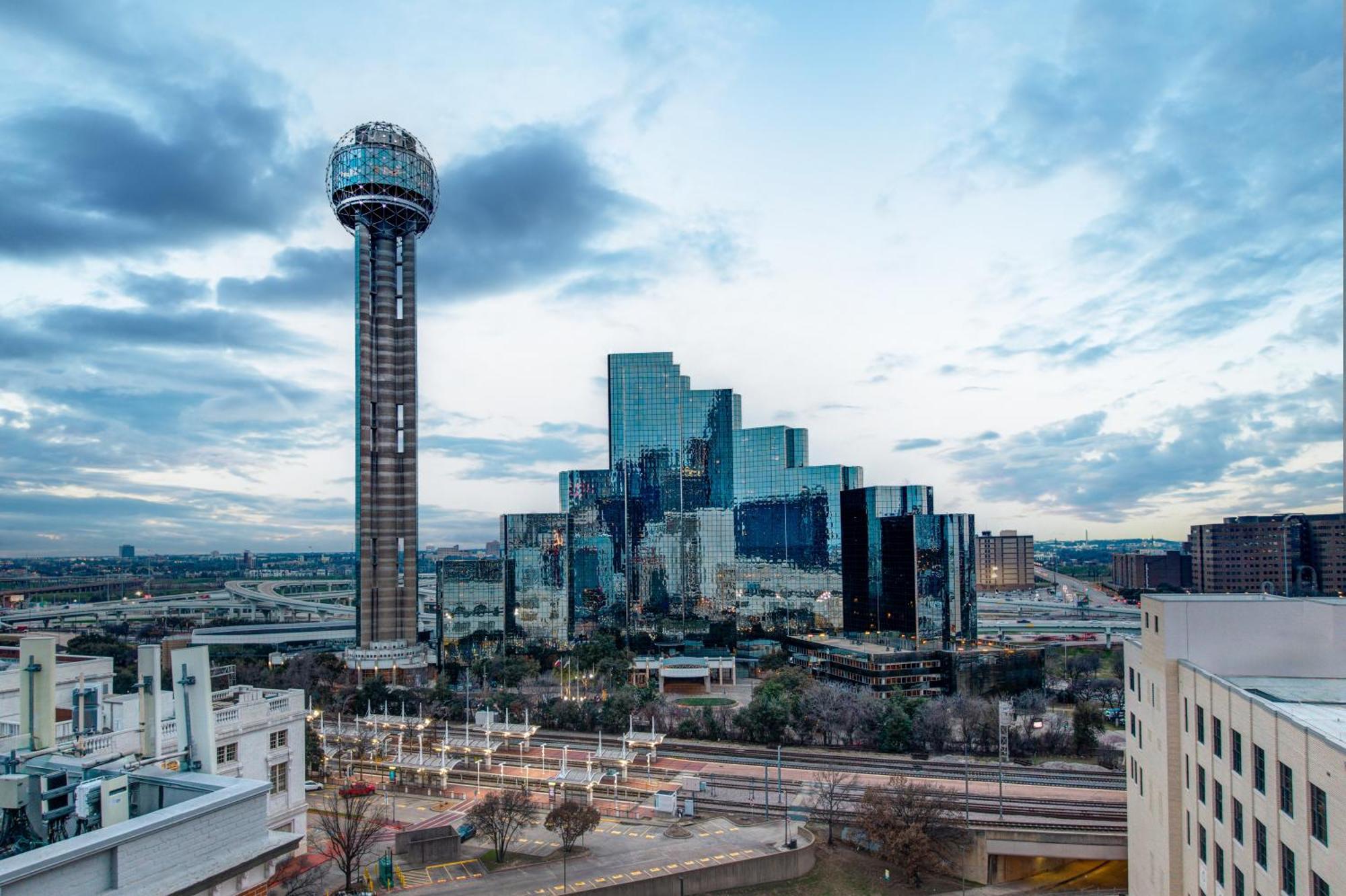 Holiday Inn Express - Dallas Downtown By Ihg Dış mekan fotoğraf