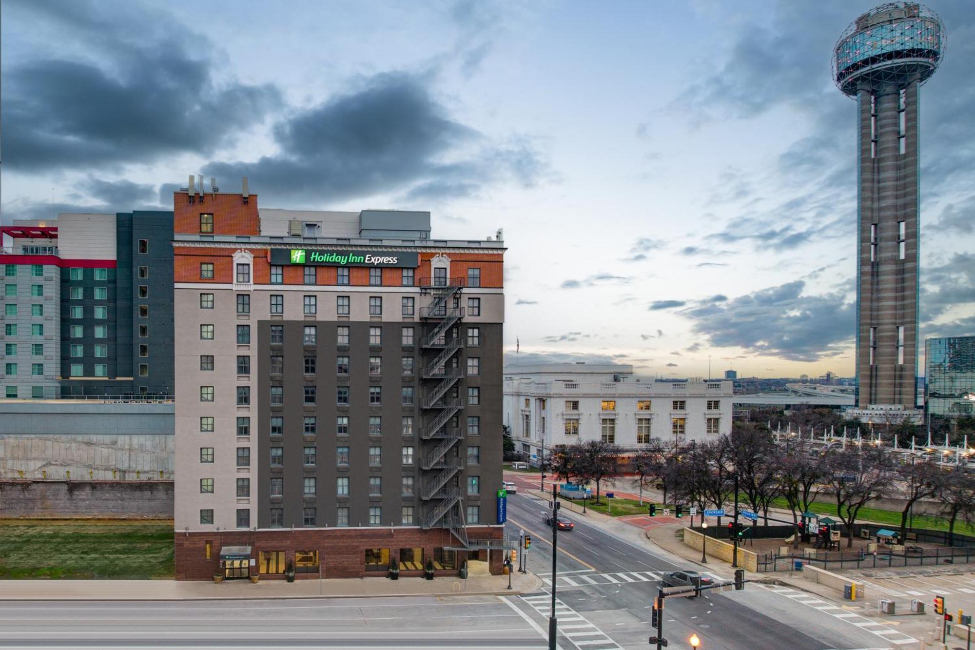 Holiday Inn Express - Dallas Downtown By Ihg Dış mekan fotoğraf